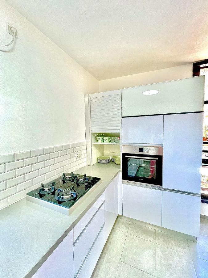 Gk Apartment Beauty 巴特亚姆 外观 照片