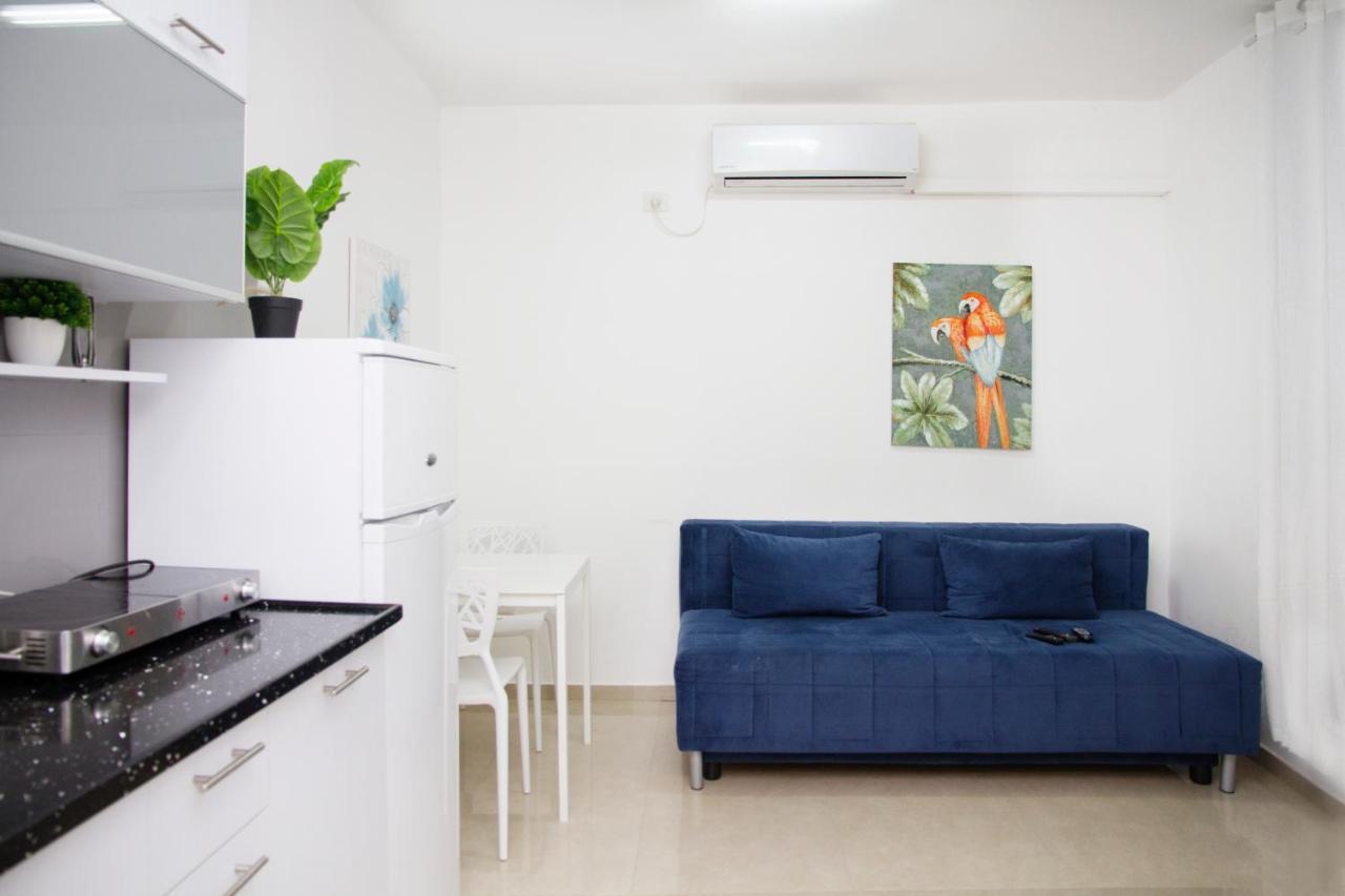 Gk Apartment Beauty 巴特亚姆 外观 照片