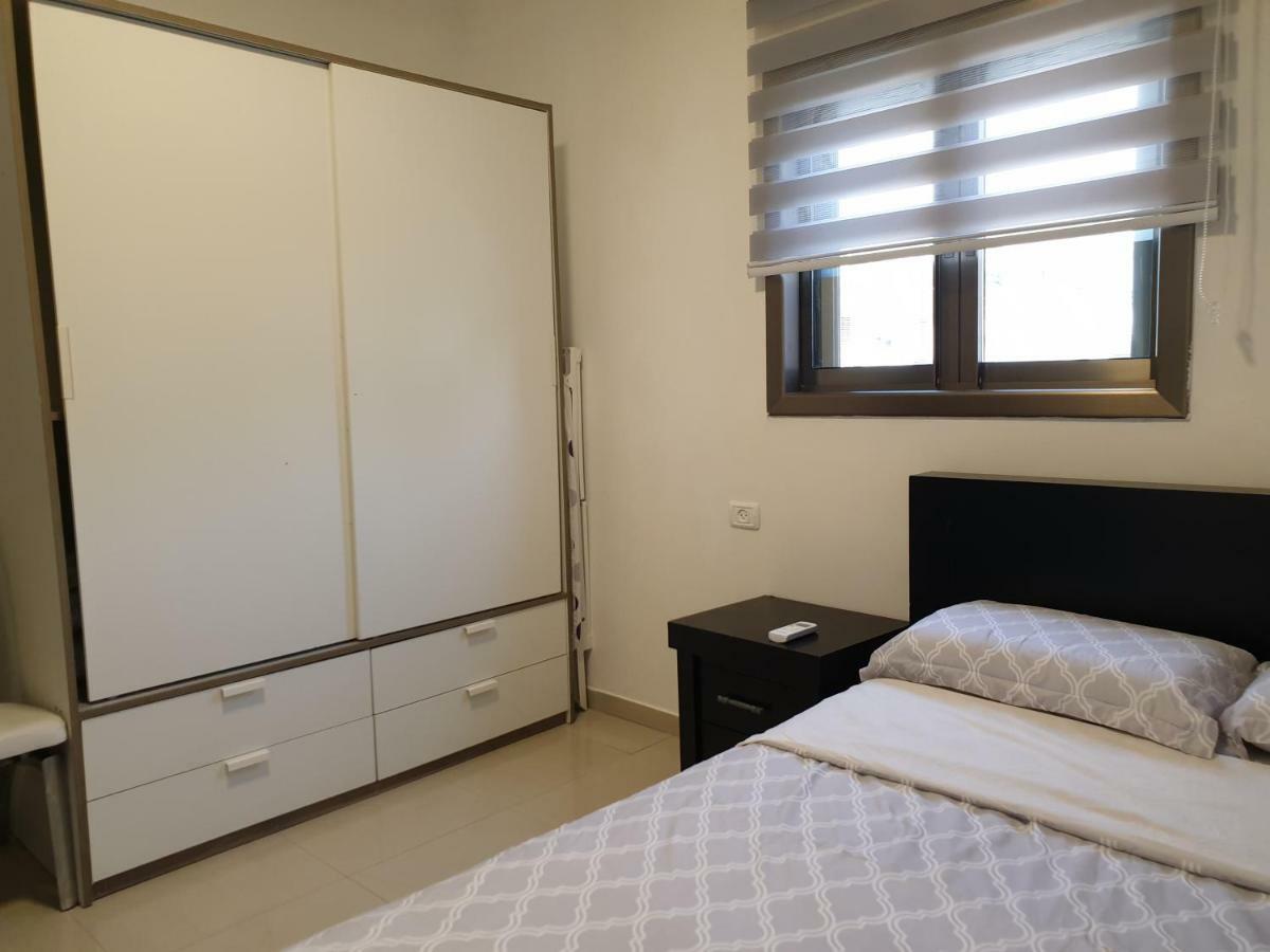 Gk Apartment Beauty 巴特亚姆 外观 照片